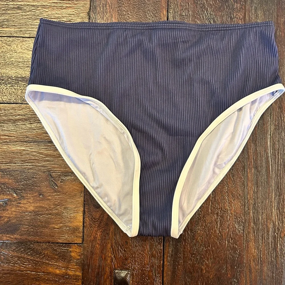 Sold - Picture 2 of 6